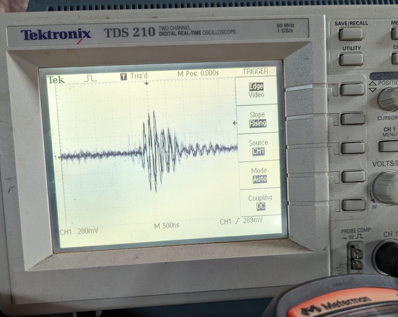 Noise on the display of an oscilloscope